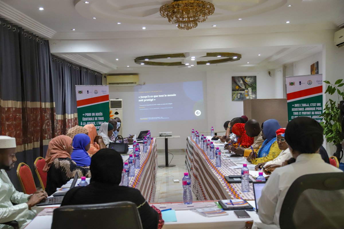 UNHCRNiger's tweet photo. 📍 Niamey, le Ministère de la Justice et des Droits de l'Homme via l'Agence Nationale de l'Assistance Juridique et Judiciaire ANAJJ, avec l’appui du HCR, forme 30 animateurs des Bureaux d'Assistance Juridique et Judiciaire (BAJJ) ⚖️.

 (1/2) https://t.co/zdXry651Oh