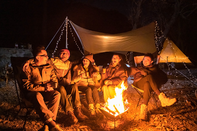 tititit720825's tweet photo. Just wrapped the best night under the stars by the lake, s'mores that melted in our hands, and laughter that echoed through the woods—can’t wait to do this all again! https://t.co/CQ5OnPJ79Y