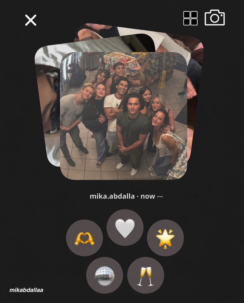 mikabdallaa's tweet photo. POV: Mika via instants https://t.co/i1yW4SOykH