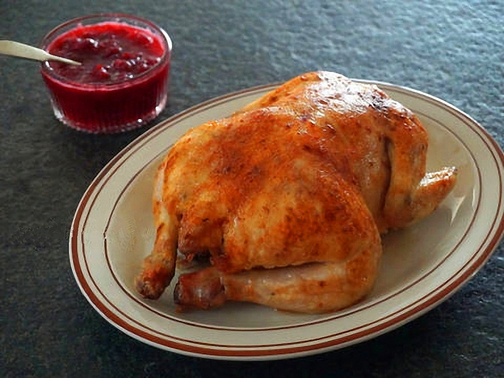 KayleenDodson5's tweet photo. [ Thanksgiving Special! Roasted turkey, cranberry sauce u0026 pumpkin pie at our cafe—limited spots left! Book now for a cozy holiday feast. #ThanksgivingFeast]， https://t.co/YpTiAAichC