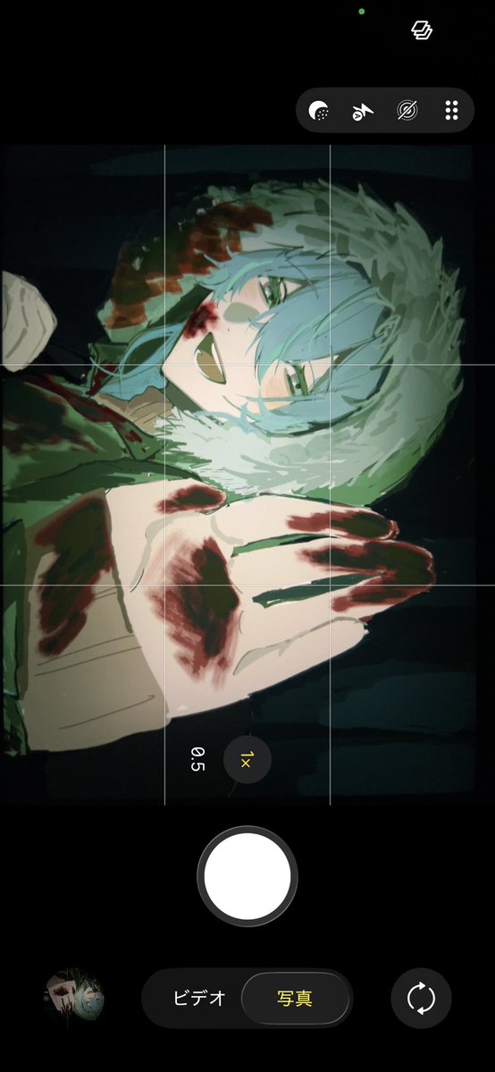 jnbezm's tweet photo. 隠し撮りがバレている https://t.co/CQd32ncsrm