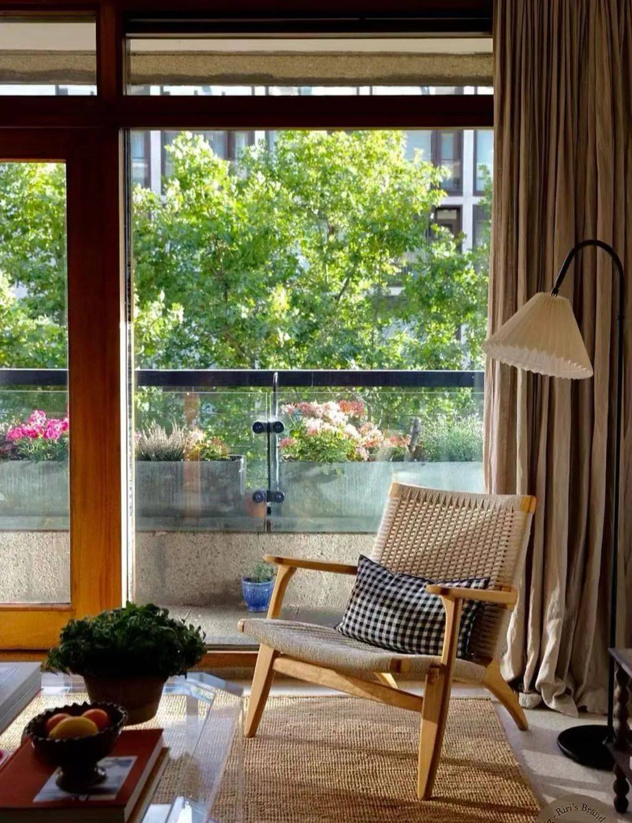 capt_keviel's tweet photo. Just wrapped up a chilled afternoon with my favorite book and iced matcha – no alarms, no rush, just pure cozy vibes. https://t.co/KAON947Nhl