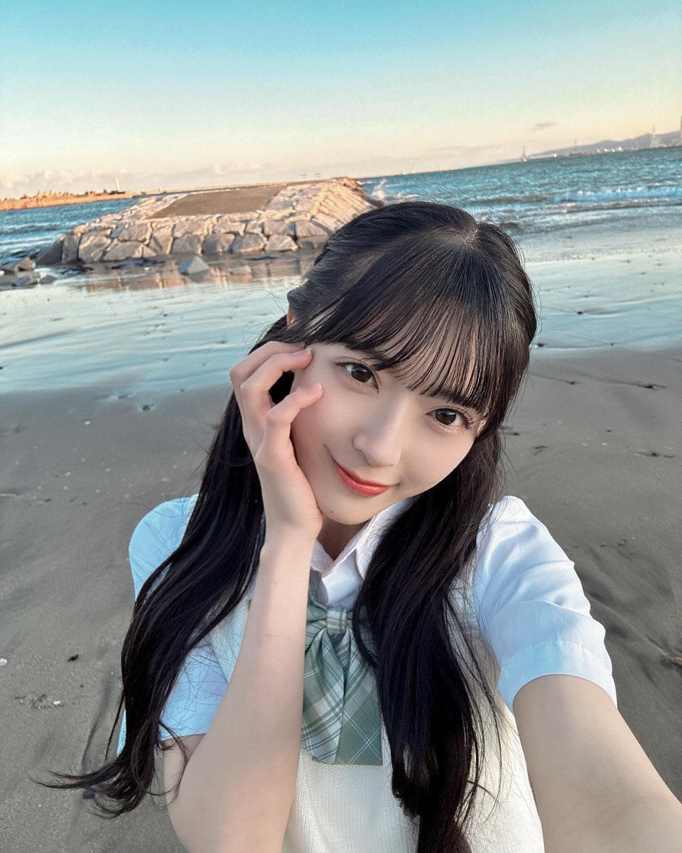 zero_040624's tweet photo. 방파제 아이리 셀카 너므 귀여워.... 깨물어버리고 싶음 https://t.co/TB8l0RK6lg