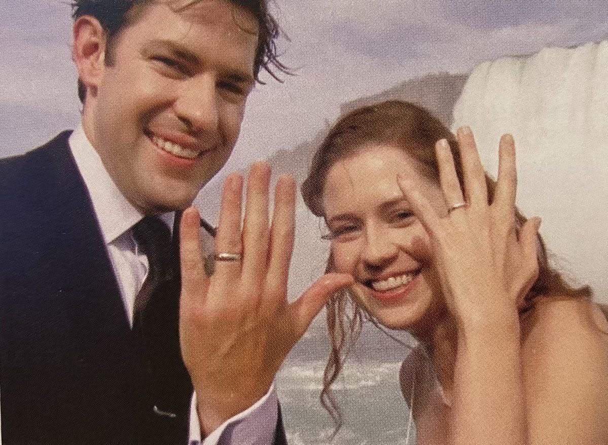 cuddleecloudd7's tweet photo. been there done that! ❤️👰🏻‍♀️ https://t.co/xm6YA5l3g8