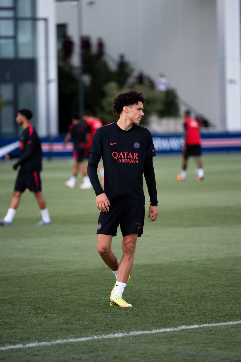 Paris_sginfos's tweet photo. 🔴🔵⚡️ Akliouche https://t.co/Om3JIR6sYI