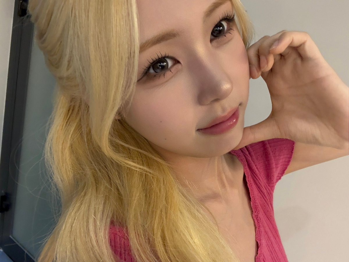 0nlywon12's tweet photo. 애굣살한바가디ㅜㅜ 아웅 이뽀니이💕💕💕 https://t.co/W6nGaNvbQZ