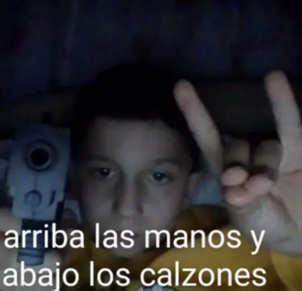 azulccieloo's tweet photo. retiro carrera https://t.co/4eyac1WcvD
