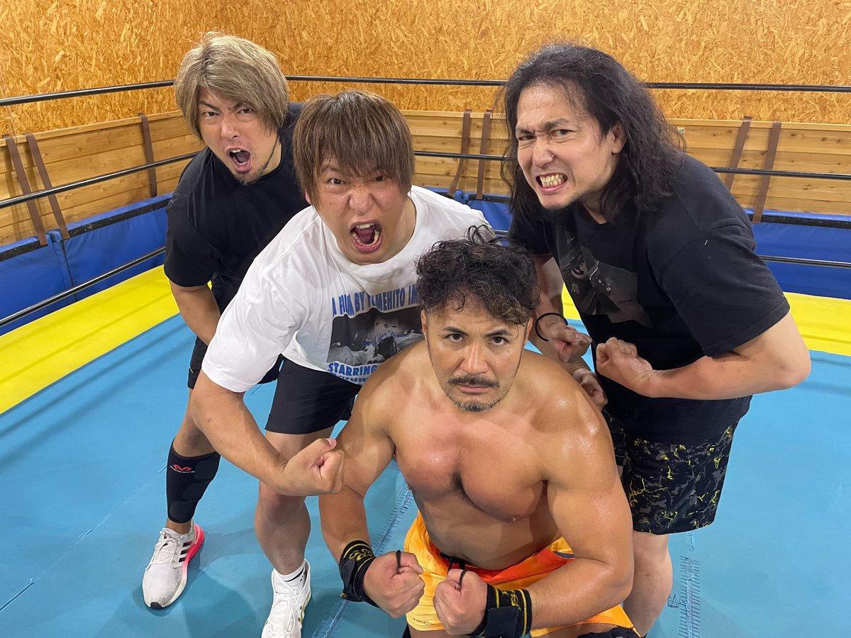 yumehitoimanari's tweet photo. 大家代表がご自身の25周年記念で指名してくれたことには確かなる嬉しさもあるけども、もう我々の関係性の鮮度は決して高くはない。あの手この手で視点とコンディションを創って、ここに向かっていきたいと思う。最後のシングルくらいの気持ちで仕上げていきたい
#ganpro https://t.co/oQcjcxArtO