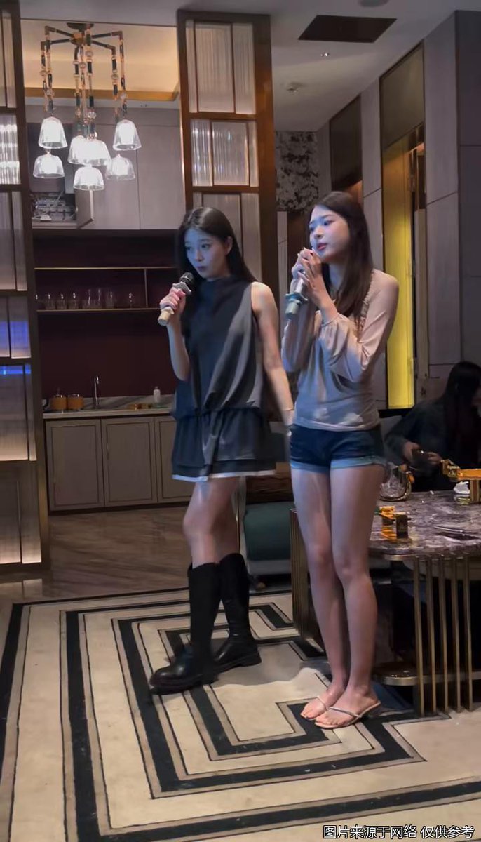 SamuelGaje's tweet photo. Karaoke night just hit different with the squad— mic in hand, vibes up, no bad songs allowed! ， https://t.co/pLpa2kLZGm