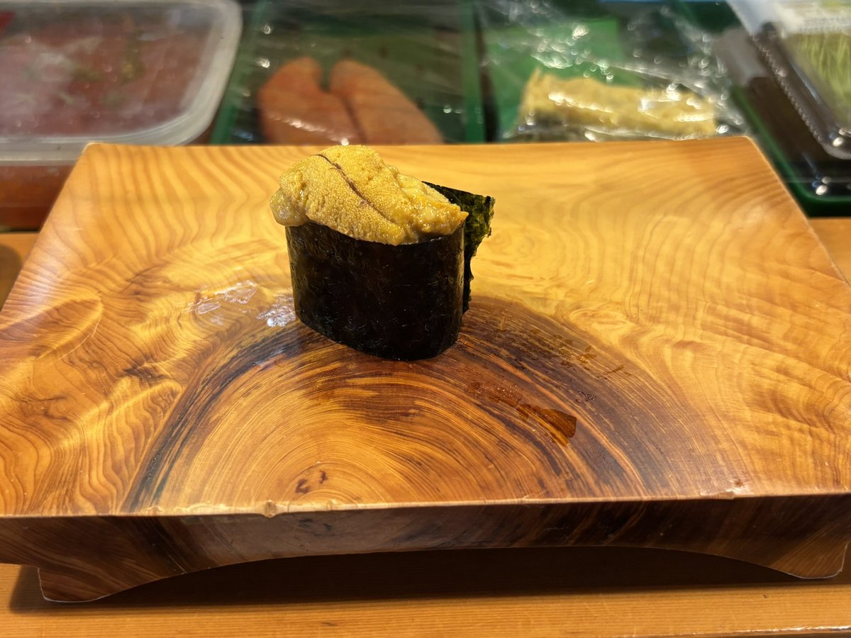 kamesama20101's tweet photo. 寿司で優勝してきた🍣 https://t.co/OxT7aXvXe1