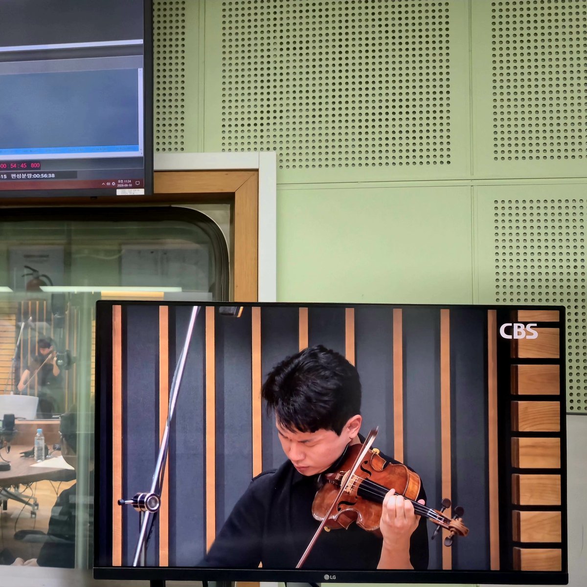 writerYK's tweet photo. 다음에 또 와주세요. 엄정학 #그날들
꼬옥 모시고 싶던 바람을 이룸 #김동현
가을에 탈 수 있을까? 떴다 떴다 #비행기
since 2005 KBS 9층의 인연, 선배님 #HBD https://t.co/BcZi3QYfyg