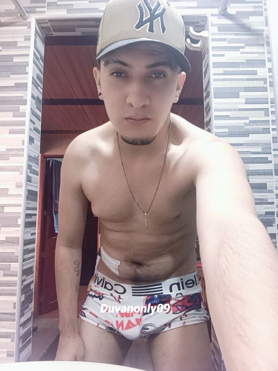 duvanonly09's tweet photo. Sígueme para más contenido 🔥😈 
#versatil #pasivo #sumiso #culon #culeon #morboso #sexogay #lgbti 
#sornerito #bogotagayxxx #tragon #nalgon #sorneritogay
 
Quien Pa Culear Duro 🥵 https://t.co/zXipp9fzX4