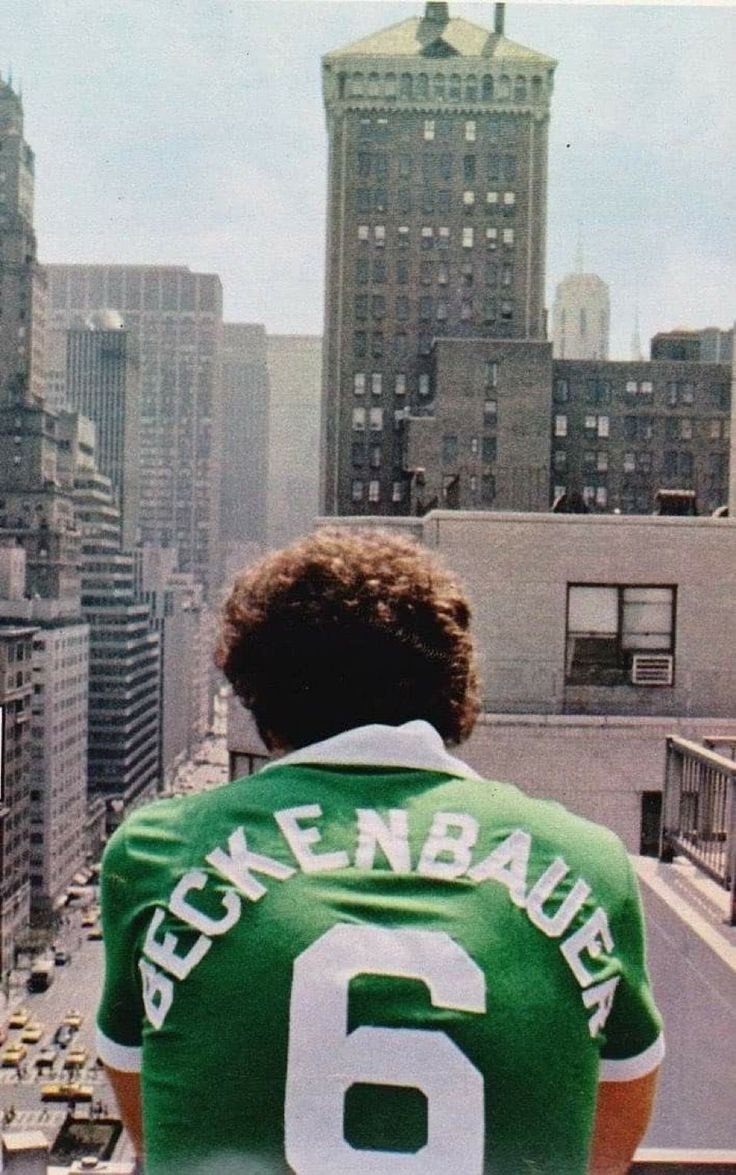 footyheritage's tweet photo. Franz Bekenbauer of the New York Cosmos surveys his new home, 1983.

Photo Credit: The New York Cosmos https://t.co/5X9QP8X6pC