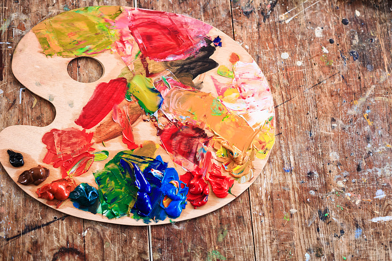 pumpuiibowy's tweet photo. Exploring abstract acrylic art at the studio today—every color splash tells a story only our eyes can feel. https://t.co/CfNN2nS9o0