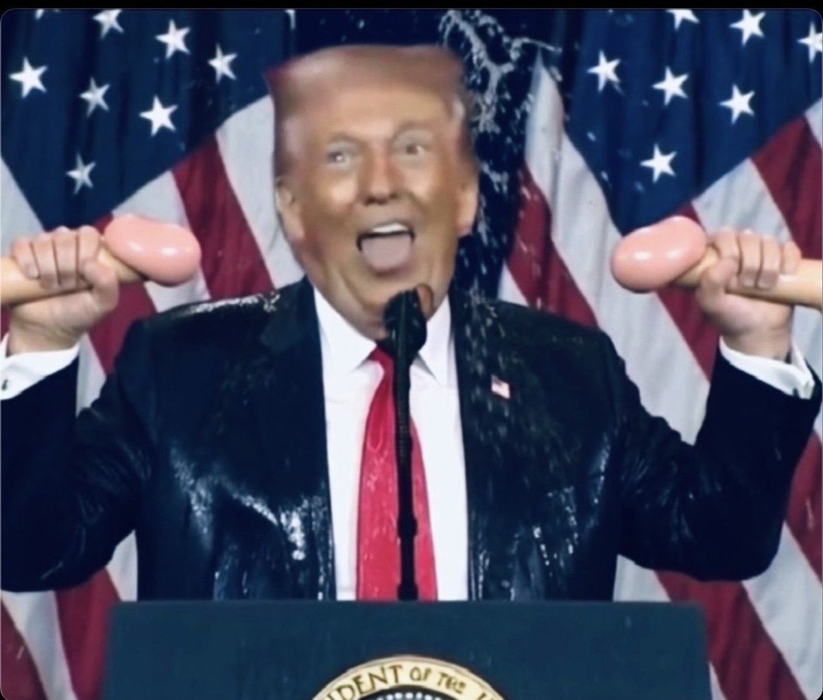 BillEaster10's tweet photo. This is the #Epitome of #WeaponizationOfGovernment by the @realDonaldTrump & @WhiteHouse and a violation of the #FirstAmendment
#UsAirmanArrested at Capitol after calling for #TrumpsImpeachment is detained again
Source: CNN #DonaldTrump #Impeachment
https://t.co/JKDccNi1rD https://t.co/WuiXiUs9wa