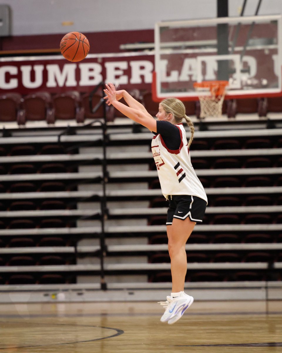 HometownMediaTN's tweet photo. Hometown Athlete ✨Sophie✨ putting in the work in the offseason at Cumberland basketball camp! 🏀

#highschoolbasketball #athletespotlight #girlsbasketball @SophGaines2 @GoCUPhoenix @CumberlandWBB https://t.co/hHOZrjXIa4