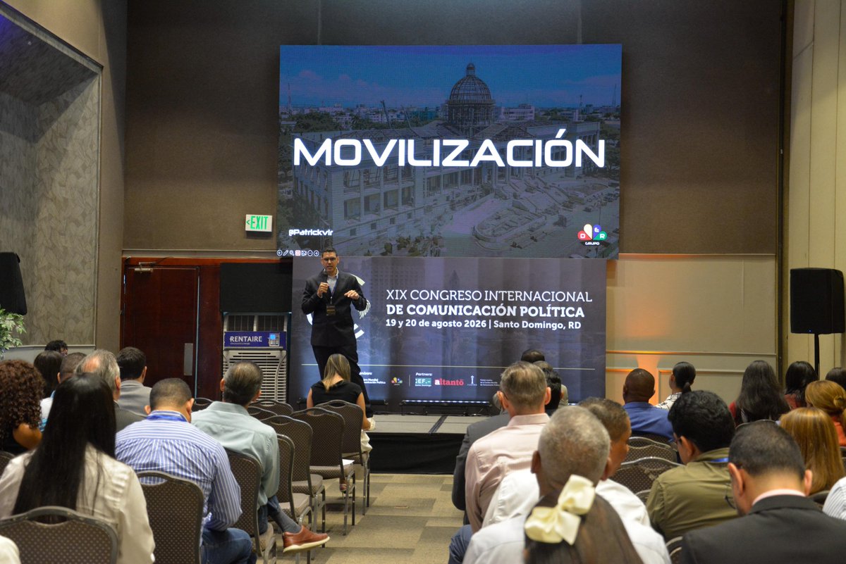CumbreCP's tweet photo. 📍 Día 2 #CongresoRD

@Patrickvlr16 -. DEL LENGUAJE A LA PERCEPCIÓN. Un framework para construir liderazgo.

"Cuando conectas con la gente de manera espontánea y continua, logras moldear la percepción pública. Quien domina el marco del lenguaje, domina la conversación." https://t.co/VHbOr8fKtt