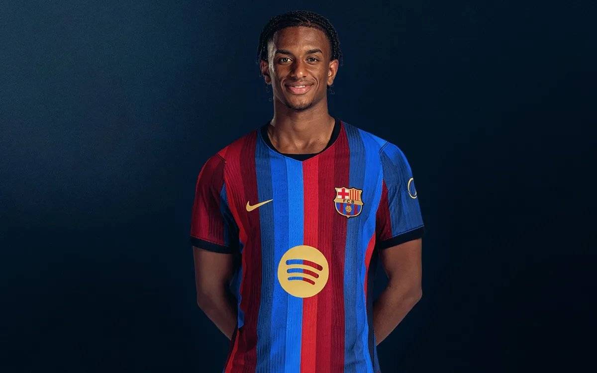 BarcaTimes's tweet photo. 🚨🚨🗣️ @victor_nahe: “Hansi Flick was considering Jordi Pesquer as the starter at left-back against Elche last week. He was happy with his form and performances. BALDE has since played some good minutes, so we’ll see what Flick decides after tomorrow’s and the following day’s training sessions. Jorge Mendes keeps telling Balde that Man United is CALLING, but Balde has publicly said yesterday he wants to stay. We'll have to wait and see how the theme progresses.” #fcblive