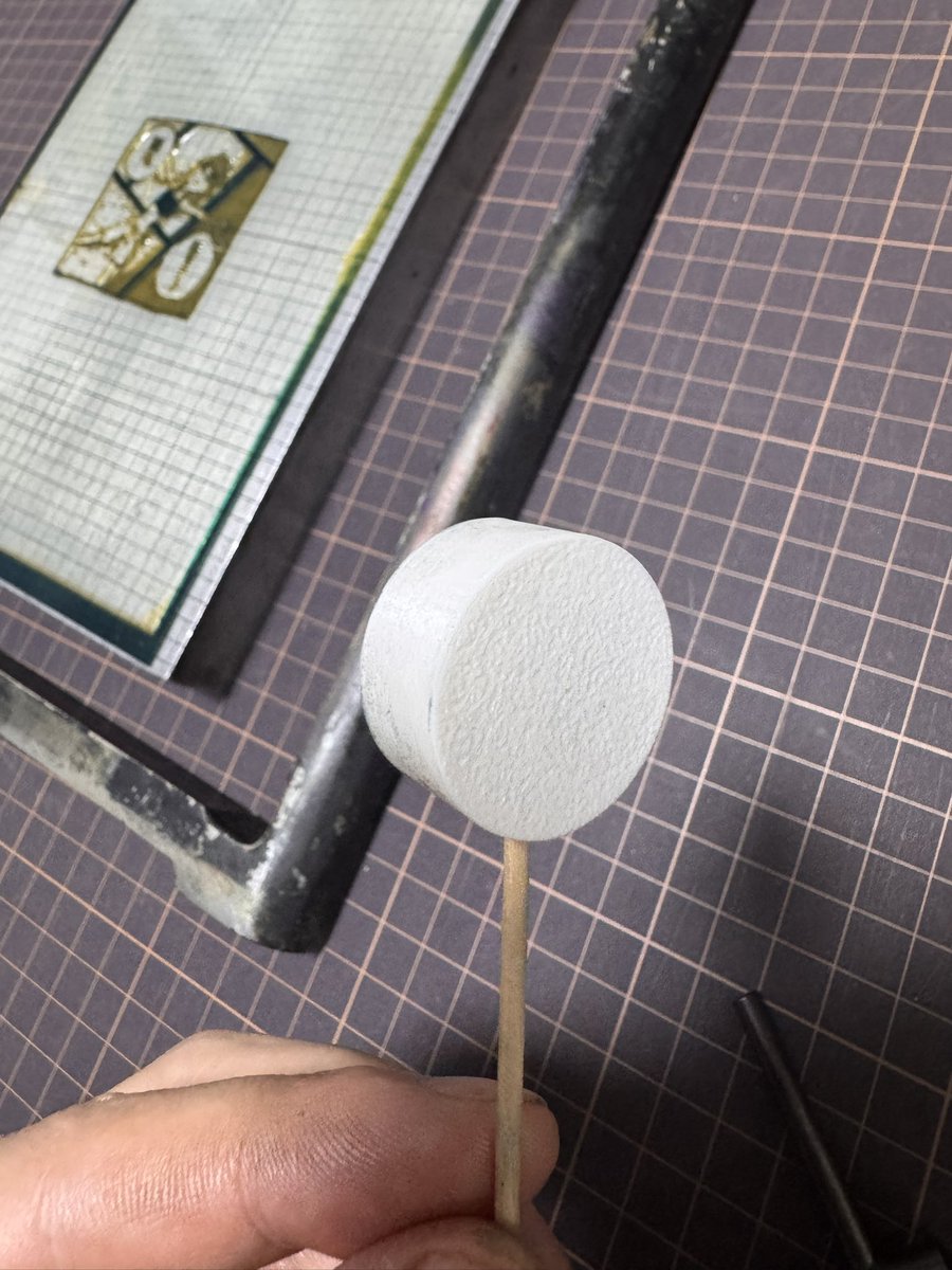 活版印刷の道具に限らず、イニシエの道具を扱うときには3Dプリンタがあるといい。 手に入らない道具も簡易的に再現できるので https://t ...