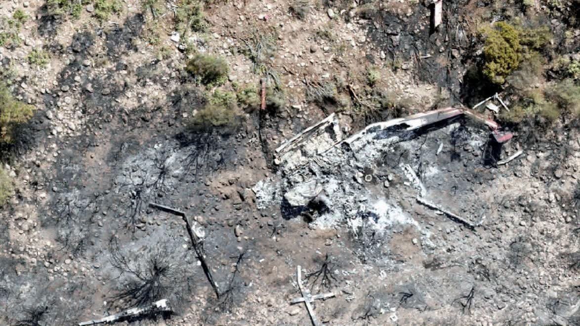 AndreaPasmay's tweet photo. 🚨🇰🇪| Un helicóptero turístico Airbus EC-130, se estrelló en las cercanías de Kirish, a los pies del monte #Ololokwe, en #Kenia.

De acuerdo con los reportes, siete personas estaban a bordo, seis turistas y el piloto. Lamentablemente 
no hubo sobrevivientes en este accidente. https://t.co/ashIROLucu