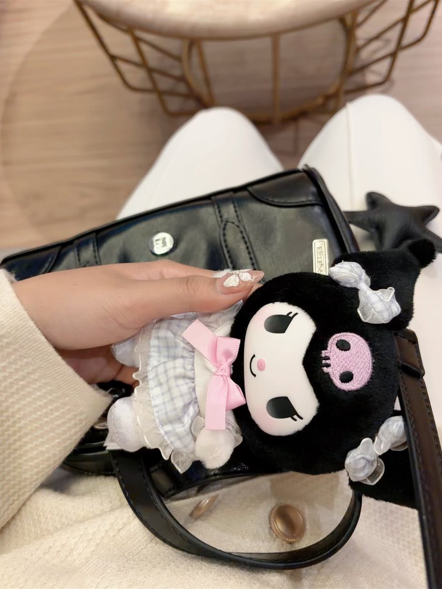 meunniz's tweet photo. kemana mana bawa anakku + pamer nailart gemeyy https://t.co/MDBsKUmozK