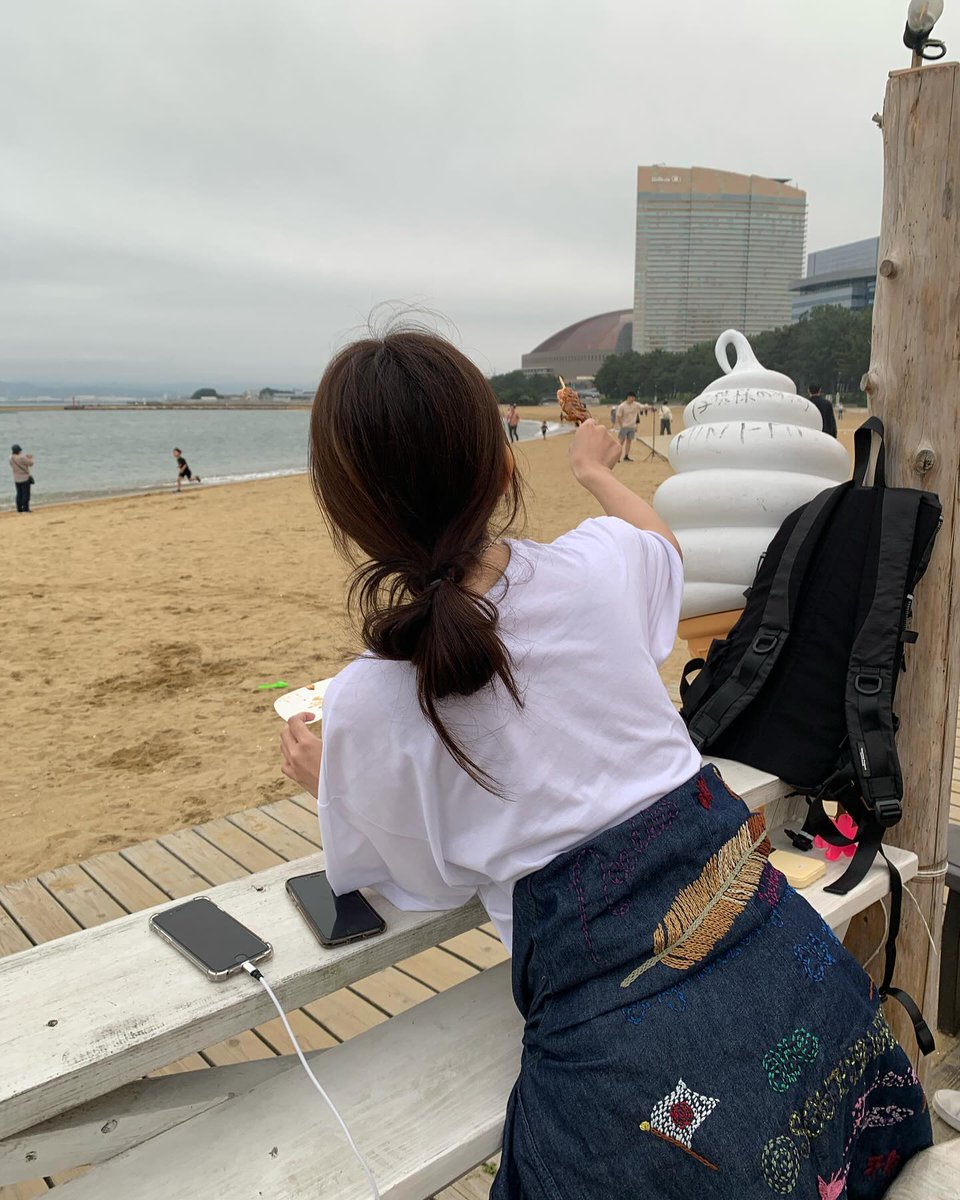 EilenePerrelli's tweet photo. Top of the morning! 🚀 You should know that your smile can brighten someone’s day—wear it proudly. 🌸
MDBrz https://t.co/pAPwF0TwzG