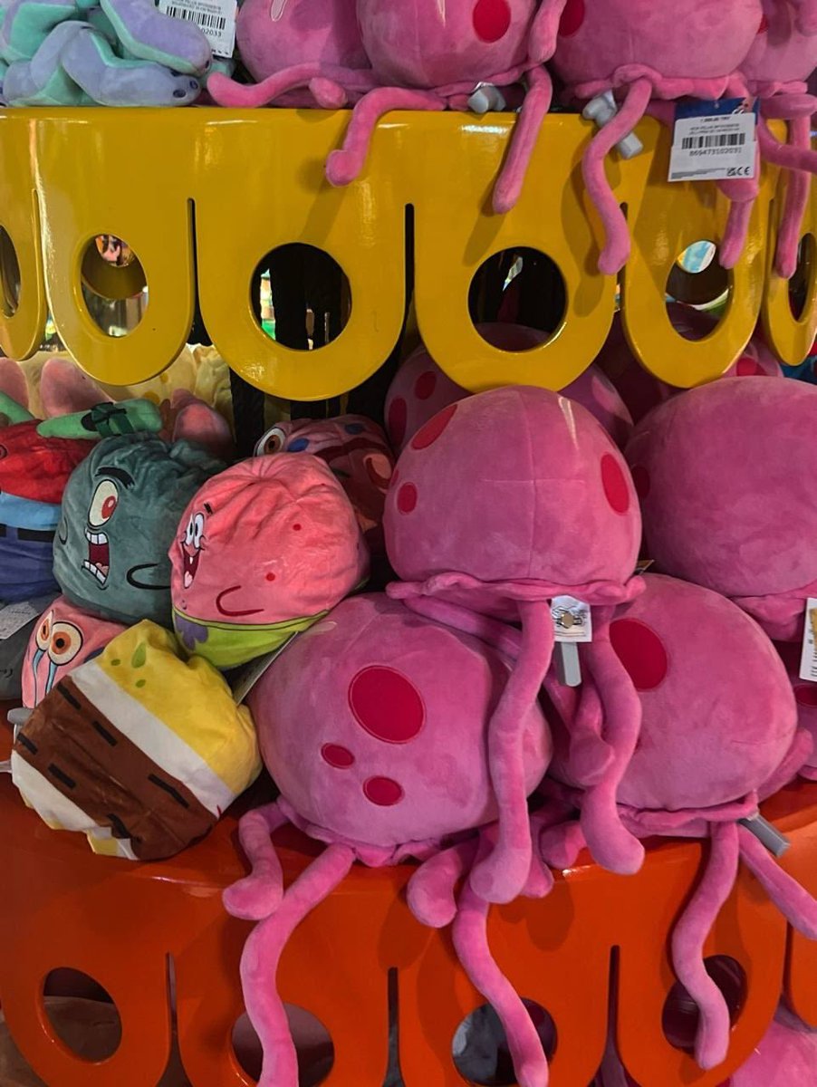pattyfl1pper's tweet photo. Jellyfish plushies!!! https://t.co/V4JygAk5lp