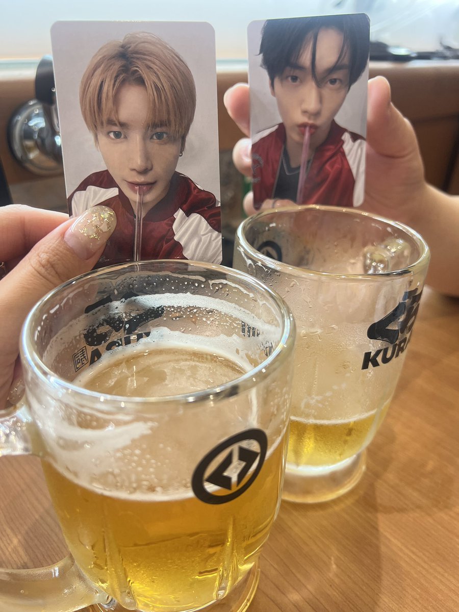 ma7_______k's tweet photo. 今日はVRから始まって、ヨンジュン聖地のラーメン屋さん、ポプアと盛りだくさんな１日🫶🩵ストロートレカ自引きできて、ヨンジュン席にも座れて、欲しかったガーゼカンテもお迎えできて嬉しいこといっぱい！友達と一緒にオタ活すると、楽しい気持ちを共有できるのが楽しくて幸せ🥺💓いっぱい笑った〜🥳 https://t.co/MBvMjOhPR7