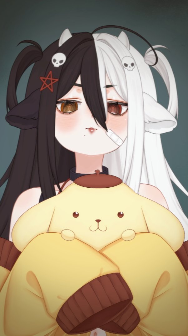 MooMorixx's tweet photo. You have to give pompom a kiss goodnight too okay? https://t.co/gLPSCUi71a