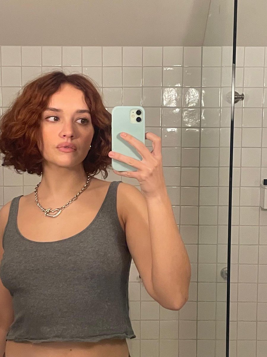 FilmUpdates's tweet photo. Olivia Cooke stuns in new picture. https://t.co/UL7sqUNidN