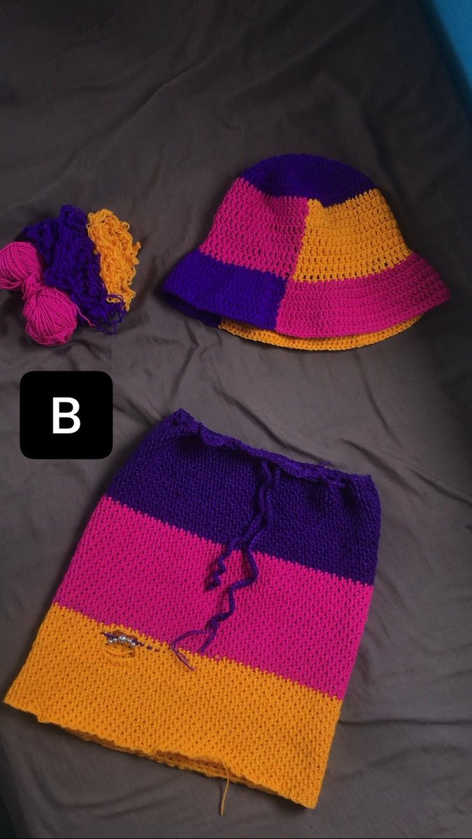 solsznn1's tweet photo. This crime scene has been tampered with and exhibit A and B seem to be missing some crucial evidence!
What will happen this summer?
#crochetdetective
#summerinvasion https://t.co/Bn6LxRg7Sc