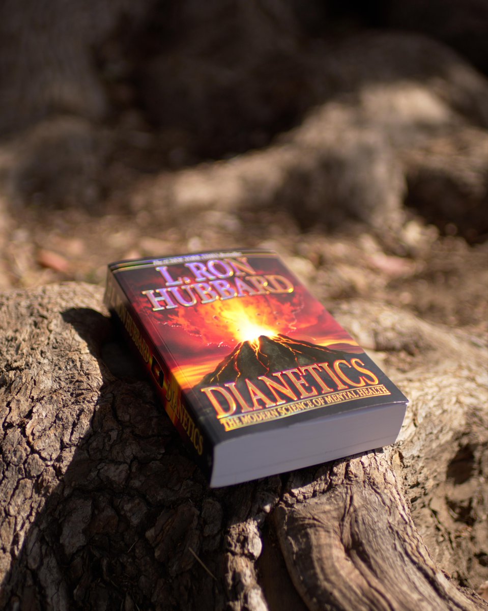 Dianetics's tweet photo. Dianetics gives you the tools to remove stress, anxiety and unwanted emotions. 🌋 
Are you ready to take back control and achieve the happiness you want in life?  🌅

🔗 Find out more at https://t.co/gfTdx3twtN.

#dianetics #mentalhealth #books #trends https://t.co/uYSkN4Jhwf