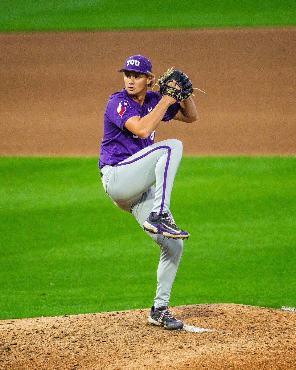 TCU_Baseball's tweet photo. 🥳 wishing a very happy birthday to @MBrassfield23! 

#GoFrogs | #FrogballUSA https://t.co/2wztSVNh26
