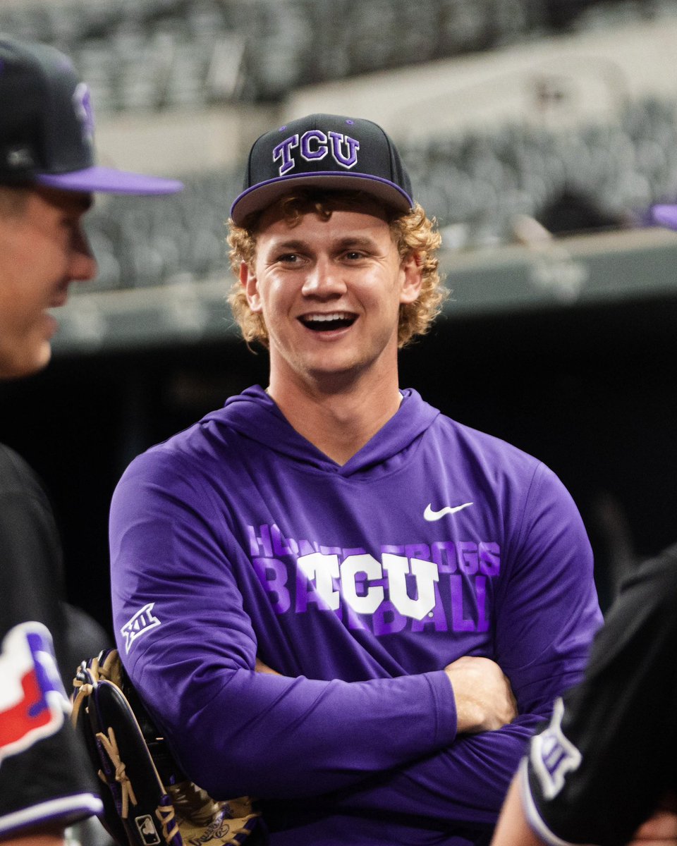 TCU_Baseball's tweet photo. 🥳 wishing a very happy birthday to @MBrassfield23! 

#GoFrogs | #FrogballUSA https://t.co/2wztSVNh26