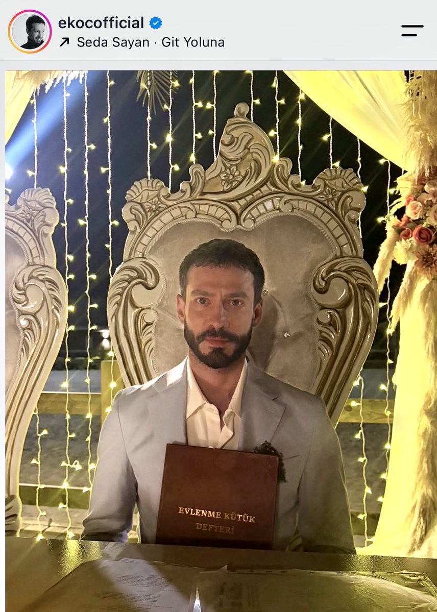 melanie_thinker's tweet photo. Başkan ne anlatmak istiyor burada acabaaaaaaaaa 🥹🥹🥹 Eline de ne yakışmış Kadircim, inş imzanız ile şereflendirmişsinizdir o defteri🥹😆

#MuhtemelAşk #DefKad https://t.co/N2Ynfx2Wlg