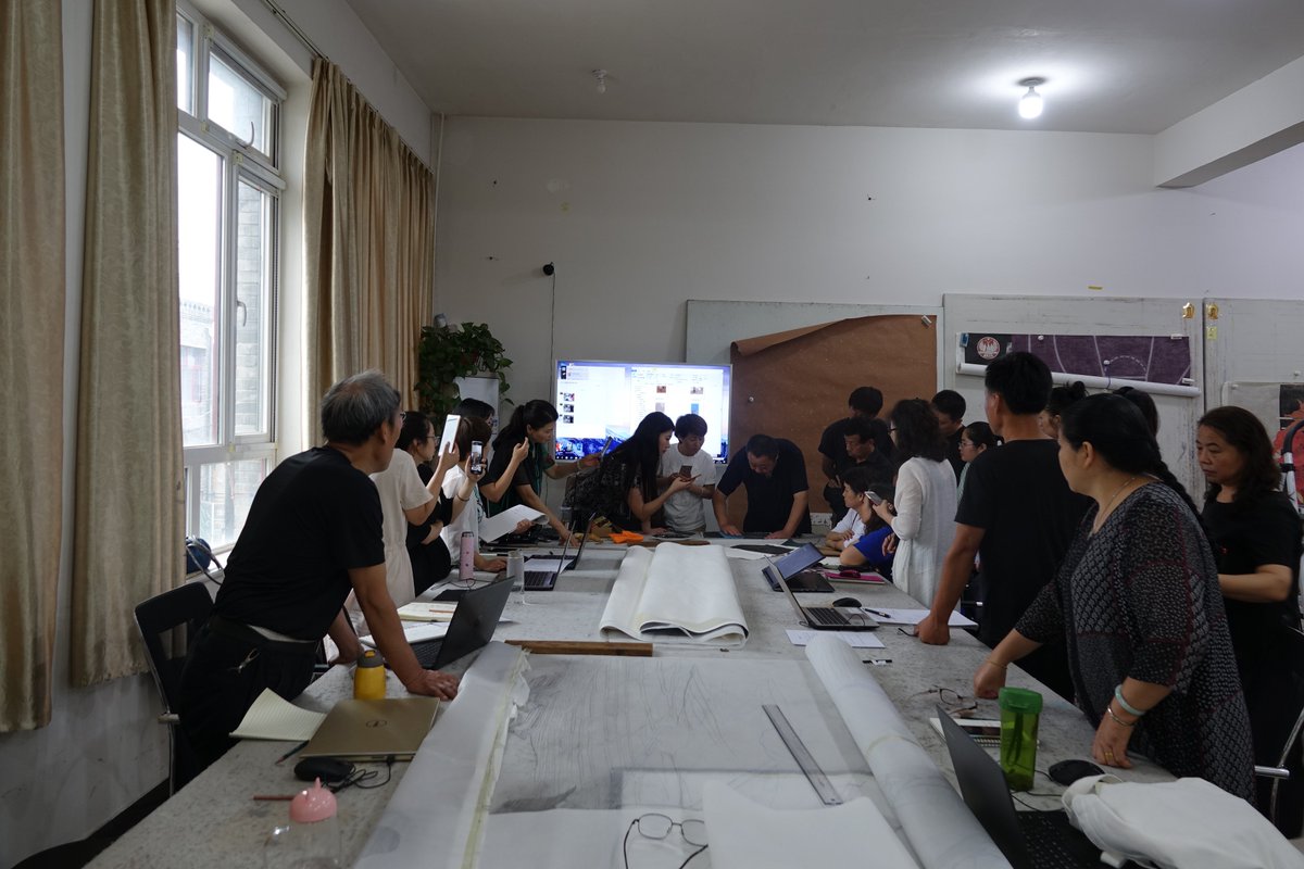 insikKoo's tweet photo. Step into a pop-up ink art workshop this weekend! Watch brush strokes turn into vivid landscapes, grab your own ink set to experiment—creativity has no limits here. https://t.co/YEJrtnCK7g