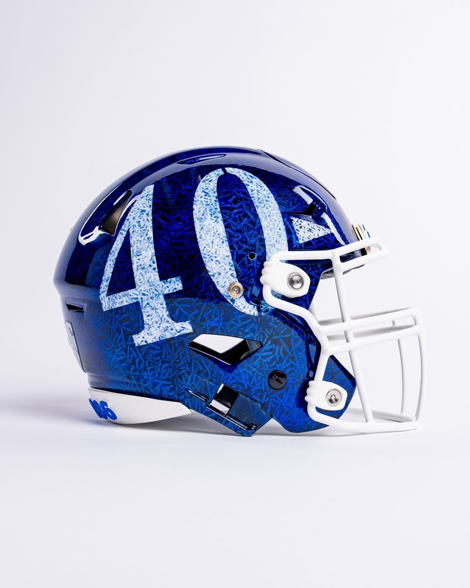 BroncoSportsFB's tweet photo. Safe to say Armando Villarreal nailed the custom helmet design 🎨🔵

#BleedBlue | #BuiltDifferent https://t.co/t5DUiwrPMI