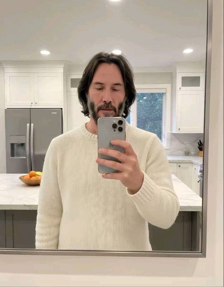 KeanuReevebeoe's tweet photo. Be honest with your heart… 💭

Would you still spend time with people who don’t respect, appreciate, or truly value you?

Yes/No https://t.co/mAKYPl9mD2