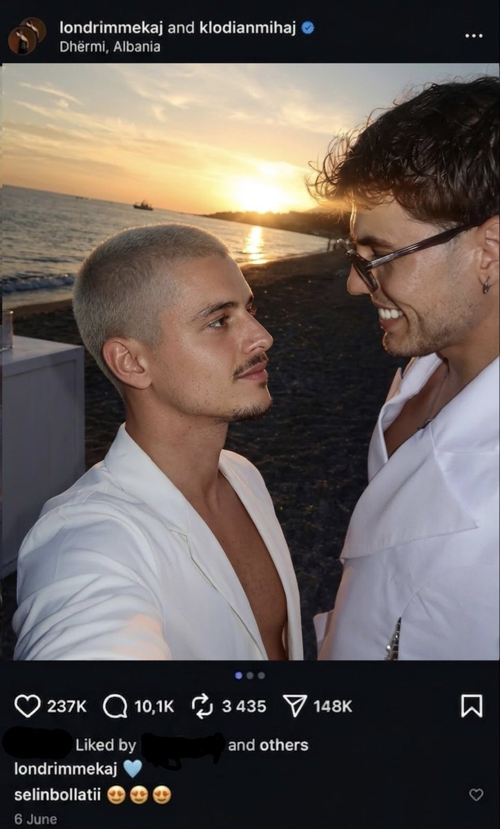 LHpr01's tweet photo. I LOVE LOVE 🔐2+2=22 🔐 #kloeli #bbvipks4 https://t.co/C8gEEkW6SF