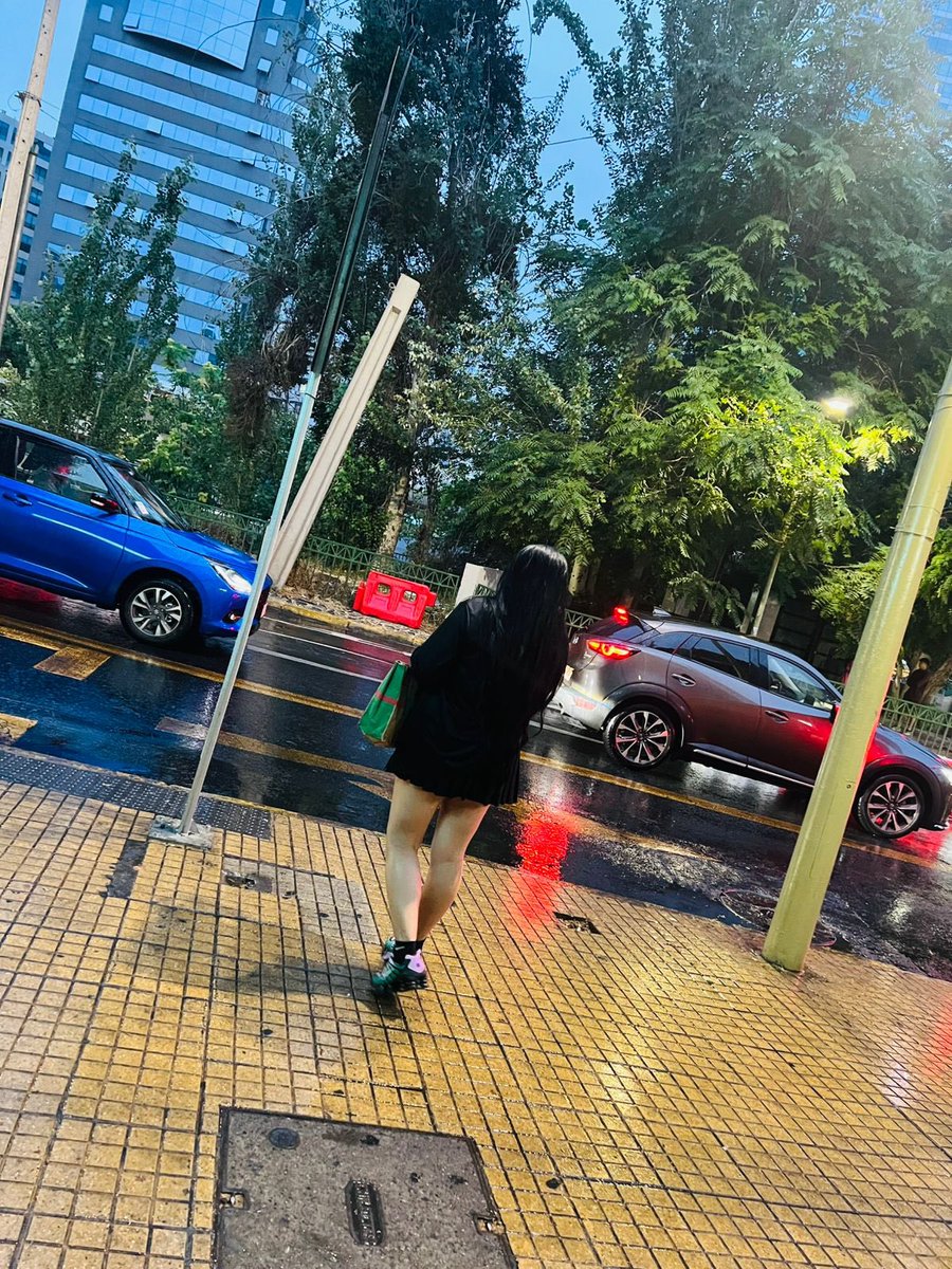 LeonorToro6's tweet photo. ☁️ 🖤 #chile #chilena #santiagodechile https://t.co/B6A1q7dXJw