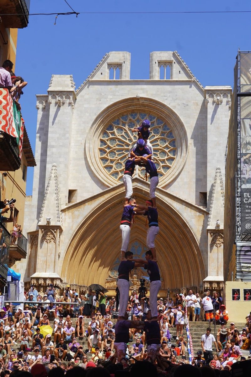 XiquetsSerrallo's tweet photo. 💥 Ahir, per Sant Magí, vam assolir la primera clàssica de 8 del nostre historial. Sòlids. Imparables. Convençuts. 

🚀 El resultat de generacions que ho han somiat durant 38 anys, els qui ho han treballat i els qui ho van suar a plaça. Aquest és el nostre llegat. Enhorabona! https://t.co/eeRnbybqYh