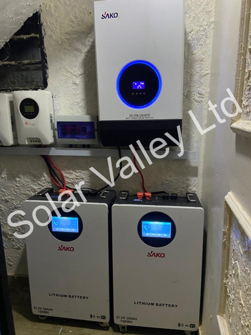 SolarValleyLtd's tweet photo. Considering a 10kVA Solar System? Know What You're Buying!

How many batteries &amp; solar panels do you need? What can it power? How long will the backup last? What battery voltage is appropriate? And how much should it cost? https://t.co/q7GhatllA1