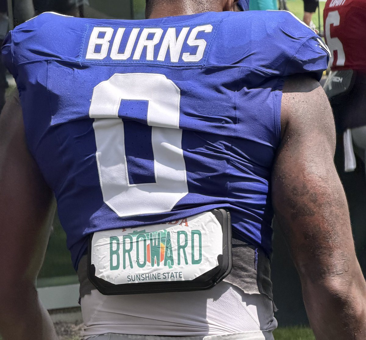 WillManso's tweet photo. Brian Burns repping the Giants, but also showing Broward County (American Heritage alum) some love. #954 https://t.co/6G22oktzw7