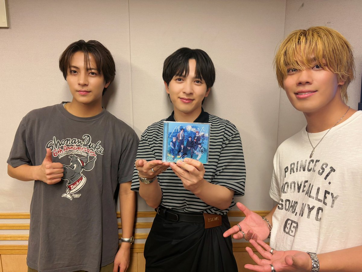 milk_info's tweet photo. M!LK #吉田仁人 の #レコメン！
今夜も遅くまでお聴きいただきありがとうございます！
ゲストにはLIL LEAGUE（@LIL_LEAGUE_）より岩城星那さんと中村竜大さんにお越しいただきました！

#radiko タイムフリーはこちら📻
⏰22時台
 https://t.co/l7I20YKEqS

⏰23時台
  https://t.co/tDQL2yBK7W 

⏰24時台
https://t.co/fQ9hL0tjMD 

来週はレコメン！スペシャルウィークです！お楽しみに！

#文化放送 #MILK
@reco_thursday