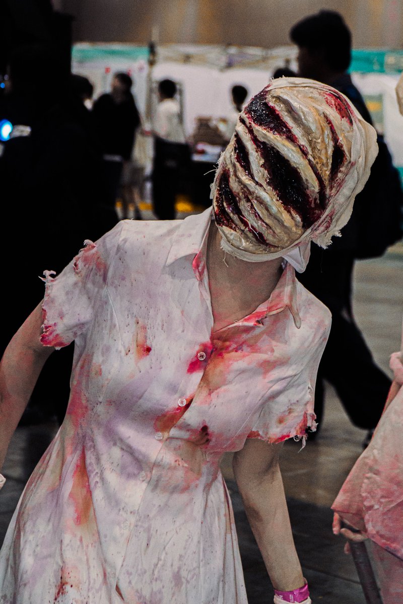 nerin_cospto's tweet photo. 2026. 8. 15.
일산 코믹월드
Bubble Head Nurse
사일런트 힐 시리즈의 크리쳐
hicam0516님
#SilentHillCosplay #SilentHillNurseCosplay
#SilentHillNurse https://t.co/azxeHJ95yu