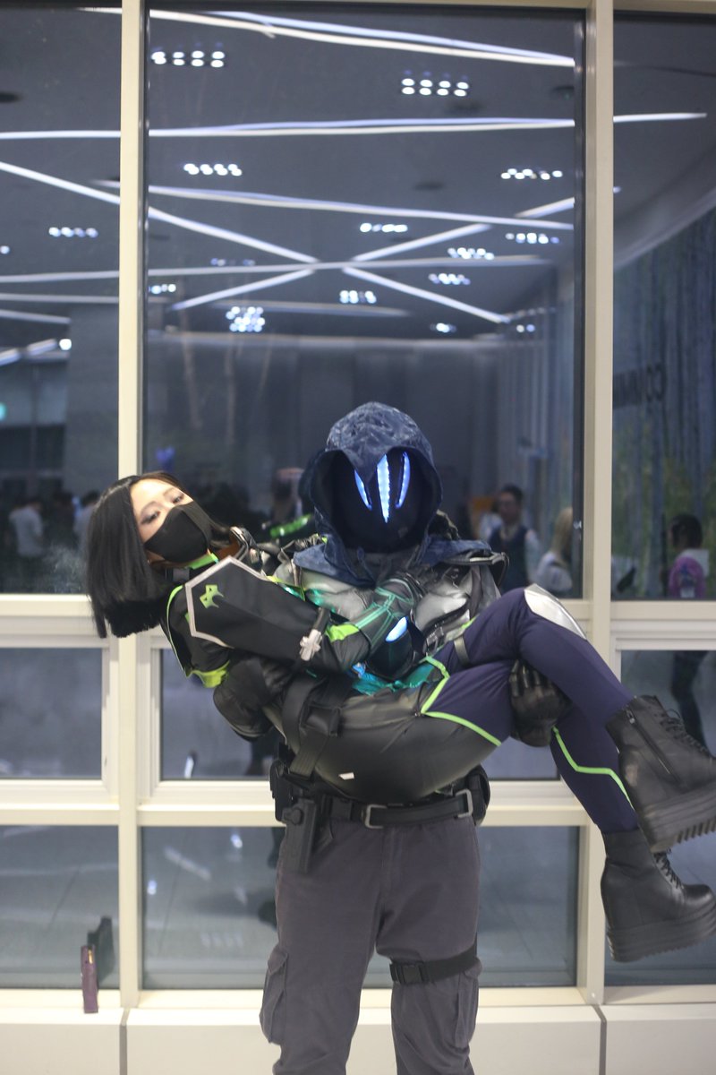H_luci_07's tweet photo. #KVCT #KOREA_VALORANT_COSPLAY_TEAM
#vctpacific #NS #TS #직관 #cosplay
#VCT #VALORANT #valorantcosplay
나를 만들어준 그녀와 함께
20260816_VCT Pacific Stage 2 NS vs TS
KOREA VALORANT COSPLAY TEAM (KVCT) Agent
VIPER : @se0Kang248
OMEN : @H_luci_07
CYPHER 📷 : @gamjuyoug https://t.co/q3w989AWsr