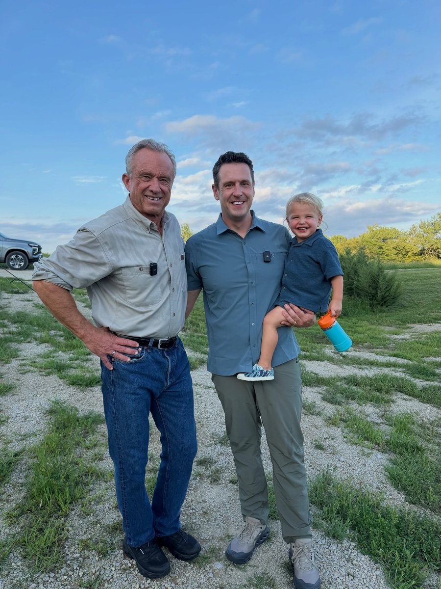 ZachLahn's tweet photo. RFK Jr.’s story is one that I have long admired.

A lifelong Democrat in the tradition of his father and uncle. Rejected by that same party, which today is unrecognizable from that of his family’s roots.

He gave a voice to millions who felt Americans were being taken advantage of by corporate capture of our government-- to those who believe we weren’t properly stewarding our environment, or that our children’s health should come before special interest pressure.

Thank you to @RobertKennedyJr for your support, friendship, and for inspiring a new generation to join the mission.