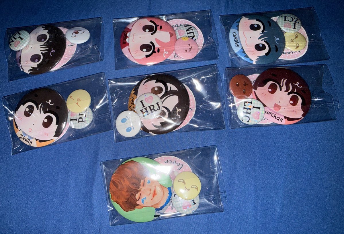 chenleforpres's tweet photo. NCT DREAM 10TH ANNIVERSARY PARTY: THE SWEET DREAM HOTEL FANMEETING FREEBIES
엔시티 드림 10주년 팬미팅 나눔

~ dates: 08/22-08/23
~ quantity: 150 per day
~ 2 pins + a sticker 
⭐️30 chenle's will get an additional mirror ⭐️
⭐️ 9 of each member will get an additional pin ⭐️ https://t.co/m5Toy2F6Wt