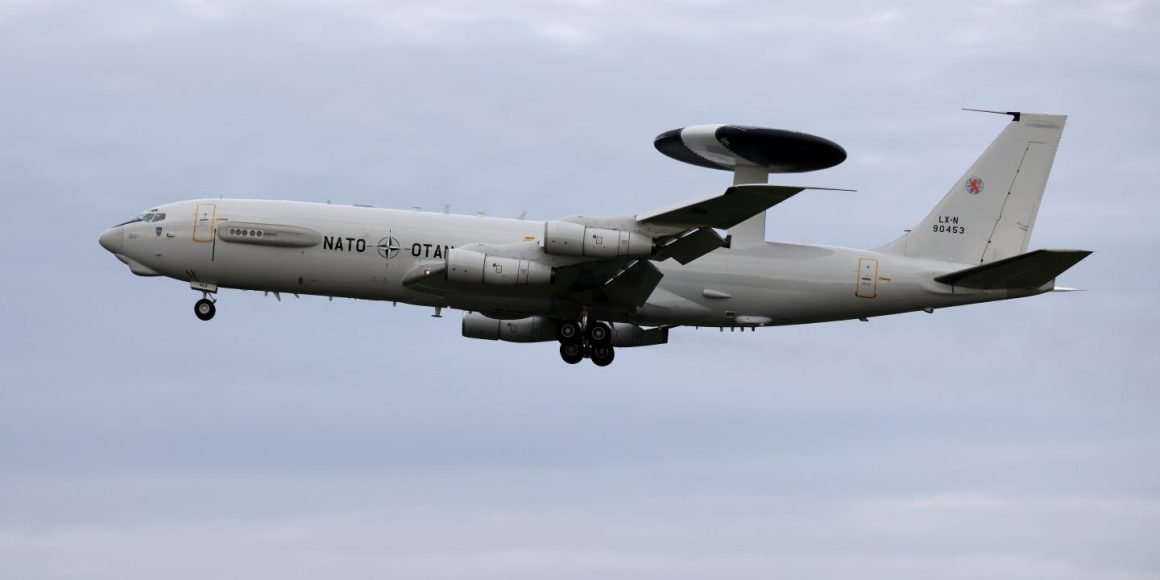 ATCBCommander's tweet photo. Aufklärung Flugzeug ist unterwegs 

#ATCBCommando https://t.co/Nhh5Hlnl04