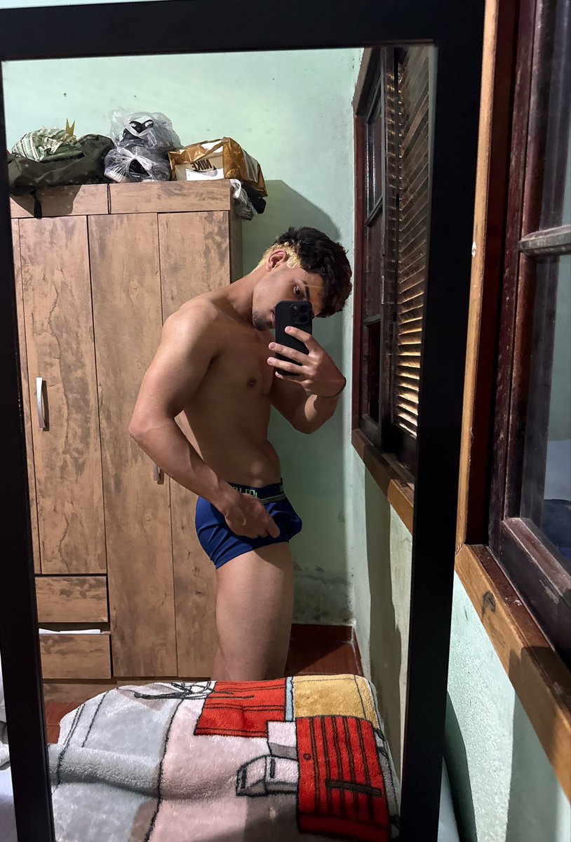 gian_off2's tweet photo. Só para não perder o costume. https://t.co/6yOmj12zkc